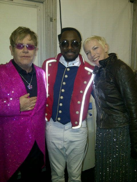 Annie Lennox Elton John Will I Am Backstage at Queens Jubilee Concert